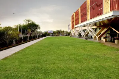 Crowne Plaza Jaipur Tonk Road
